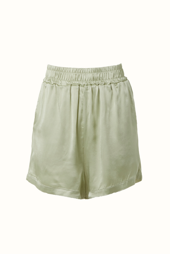 The Essential 24/7 Shorts - Light Sage